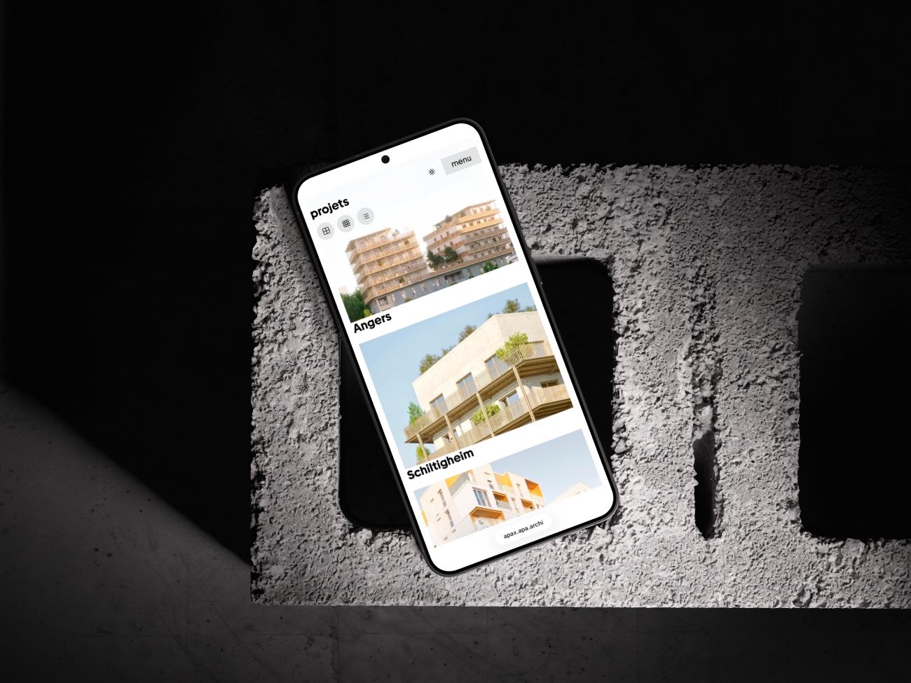 Mock up du site apax sur téléphone